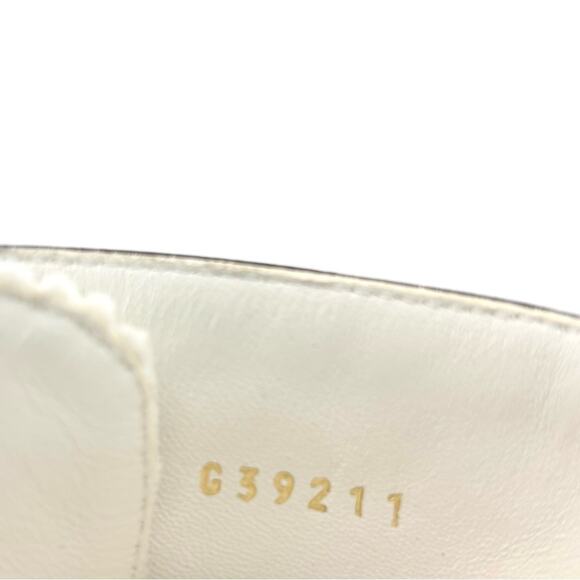 NIB Chanel CC Velvet and Lambskin White Black Platform Lace Up Ankle Boots 38.5 - Picture 10 of 10